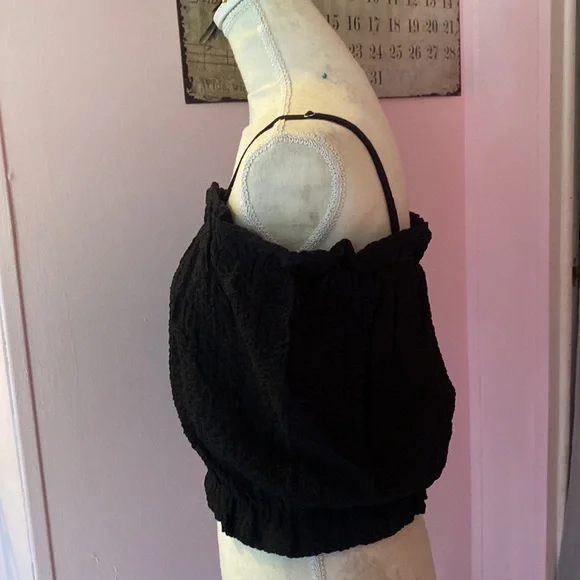 Entro Black Spagetti Strap Ruffled Top Size Small - Picture 2 of 8
